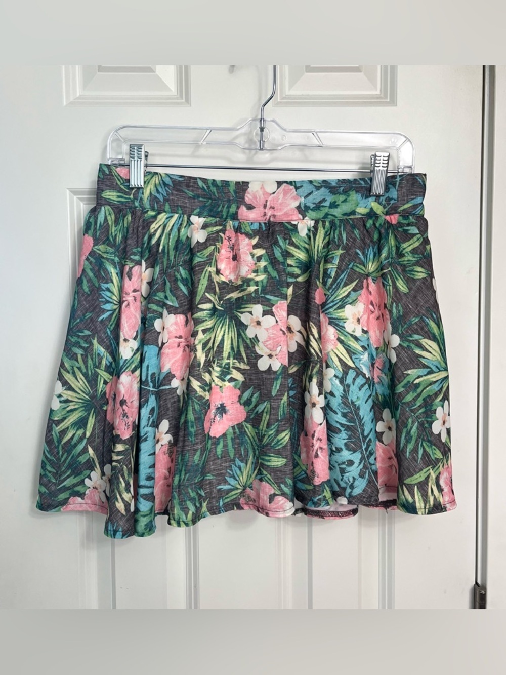 Xhilaration Floral Skater Skort